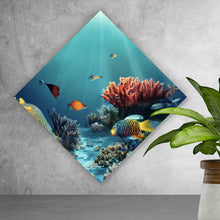 Lade das Bild in den Galerie-Viewer, Acrylglasbild Farbenfrohes Korallenriff mit exotischen Fischen und Lichtstrahlen Raute
