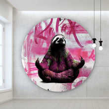 Lade das Bild in den Galerie-Viewer, Aluminiumbild Faultier in einer meditativen Pose Kreis
