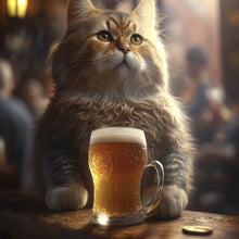 Lade das Bild in den Galerie-Viewer, Leinwandbild Flauschige Katze genießt Bier in gemütlicher Kneipe Quadrat
