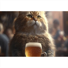 Lade das Bild in den Galerie-Viewer, Leinwandbild Flauschige Katze genießt Bier in gemütlicher Kneipe Querformat
