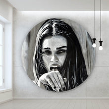 Lade das Bild in den Galerie-Viewer, Aluminiumbild Freche abstrakte Frau in Schwarz Weiß Kreis

