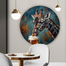 Lade das Bild in den Galerie-Viewer, Aluminiumbild Giraffe genießt Bier Kreis
