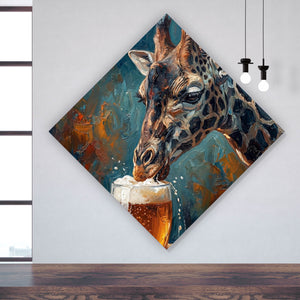 Aluminiumbild Giraffe genießt Bier Raute