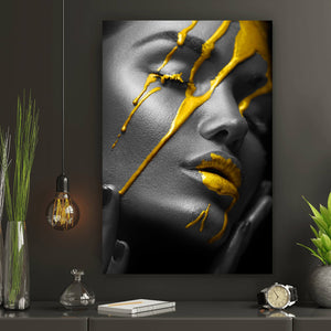 Leinwandbild Golden Face Hochformat