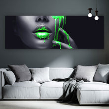 Lade das Bild in den Galerie-Viewer, Aluminiumbild Grüne Lippen Panorama

