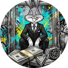 Lade das Bild in den Galerie-Viewer, Aluminiumbild Hase in einem eleganten Anzug hinter Geldstapeln Kreis
