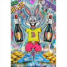 Lade das Bild in den Galerie-Viewer, Aluminiumbild gebürstet Hase in Feierlaune Hochformat
