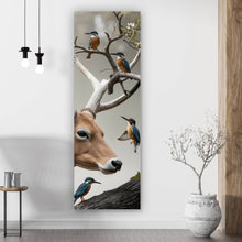 Lade das Bild in den Galerie-Viewer, Aluminiumbild gebürstet Hirsch Vögel Kunstwerk Panorama Hoch
