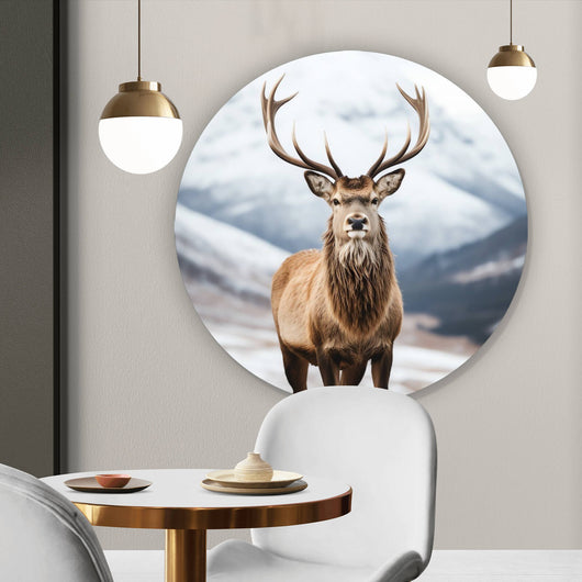 Aluminiumbild gebürstet Hirsch vor schneebedeckten Berglandschaft Kreis