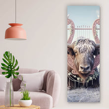 Lade das Bild in den Galerie-Viewer, Acrylglasbild Hochlandrind Mit Dekorativer Harfe Panorama Hoch

