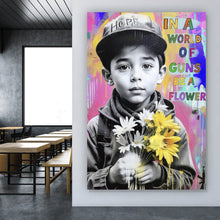 Lade das Bild in den Galerie-Viewer, Aluminiumbild gebürstet Junge mit Blumen vor buntem Hintergrund Hochformat
