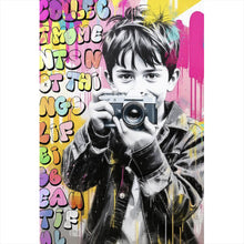 Lade das Bild in den Galerie-Viewer, Leinwandbild Junge mit Kamera und bunte Graffiti Wand Hochformat
