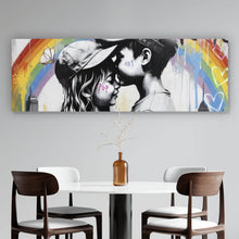 Lade das Bild in den Galerie-Viewer, Leinwandbild Kinder umarmen sich vor buntem Regenbogen Panorama
