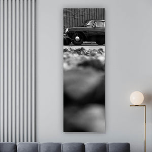 Aluminiumbild gebürstet Klassischer Sportwagen mit zeitloser Eleganz Panorama Hoch