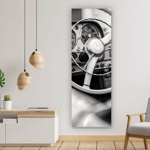 Aluminiumbild gebürstet Klassisches Lenkrad und Armaturenbrett eines Oldtimers Panorama Hoch