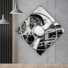 Lade das Bild in den Galerie-Viewer, Acrylglasbild Klassisches Lenkrad und Armaturenbrett eines Oldtimers Raute
