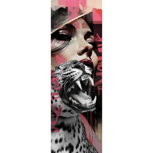Lade das Bild in den Galerie-Viewer, Leinwandbild Komposition Leopard mit erotischer Frau Panorama Hoch

