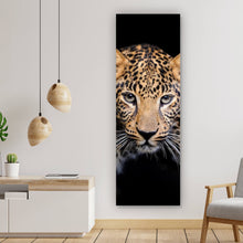 Lade das Bild in den Galerie-Viewer, Acrylglasbild Leopard auf schwarzem Hintergrund Panorama Hoch
