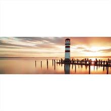 Lade das Bild in den Galerie-Viewer, Poster Leuchtturm am Meer in der Abenddämmerung Panorama
