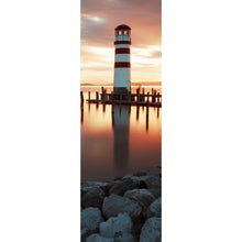 Lade das Bild in den Galerie-Viewer, Aluminiumbild gebürstet Leuchtturm am Meer in der Abenddämmerung Panorama Hoch
