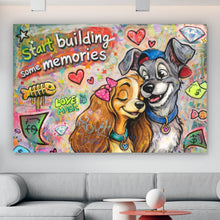 Lade das Bild in den Galerie-Viewer, Aluminiumbild gebürstet Liebevolles Hundepaar Graffiti mit Spruch Querformat
