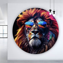 Lade das Bild in den Galerie-Viewer, Aluminiumbild Löwe mit Sonnenbrille und bunte Mähne Kreis
