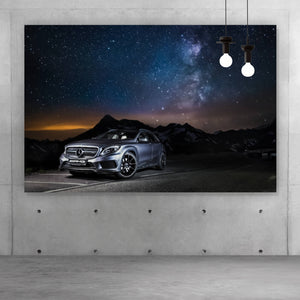 Acrylglasbild Luxusauto unter Sternenhimmel Querformat