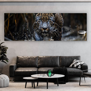 Leinwandbild Mächtiger Jaguar im Wasser Panorama