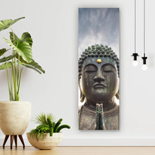 Lade das Bild in den Galerie-Viewer, Acrylglasbild Majestätische Buddha-Statue vor strahlendem Himmel Panorama Hoch
