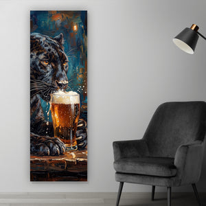 Aluminiumbild gebürstet Panther genießt Bier Panorama Hoch