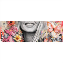 Lade das Bild in den Galerie-Viewer, Spannrahmenbild Pop Art Collage mit Schmetterlingen Panorama
