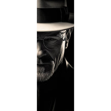 Lade das Bild in den Galerie-Viewer, Poster Porträt eines Mannes mit Hut und Brille Panorama Hoch
