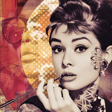 Lade das Bild in den Galerie-Viewer, Aluminiumbild Portrait Audrey Hepburn Retro Quadrat
