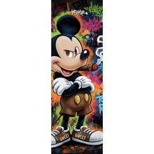 Lade das Bild in den Galerie-Viewer, Leinwandbild Rauchende Maus auf Graffitiwand Panorama Hoch
