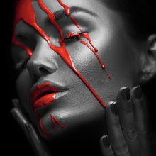 Lade das Bild in den Galerie-Viewer, Leinwandbild Red Face Quadrat
