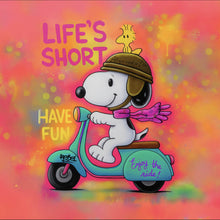 Lade das Bild in den Galerie-Viewer, Aluminiumbild Retro Cartoon Hund fährt Roller Pop Art Quadrat
