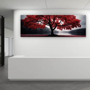 Poster Roter Baum an mystischem See Panorama