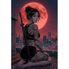 Lade das Bild in den Galerie-Viewer, Aluminiumbild Samurai Frau bei Vollmond Hochformat
