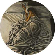 Lade das Bild in den Galerie-Viewer, Aluminiumbild gebürstet Schlafende Frau im Zeichenstil Kreis
