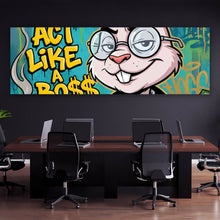 Lade das Bild in den Galerie-Viewer, Spannrahmenbild Selbstbewusster Hasenboss Panorama
