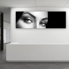 Lade das Bild in den Galerie-Viewer, Poster Sinnliche Frau mit roten Lippen Panorama
