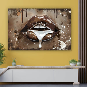 Poster Sinnliche Lippen in Schokoladen Farben Querformat