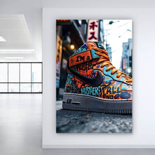 Lade das Bild in den Galerie-Viewer, Poster Sneaker Streetart Hochformat
