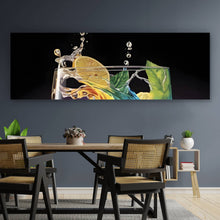 Lade das Bild in den Galerie-Viewer, Acrylglasbild Spritziger bunter Cocktail im Glas Panorama
