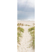 Lade das Bild in den Galerie-Viewer, Aluminiumbild gebürstet Strandweg zwischen Dünen unter wolkigem Himmel Panorama Hoch
