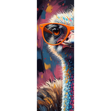 Lade das Bild in den Galerie-Viewer, Poster Stylischer Strauß mit Sonnenbrille Panorama Hoch
