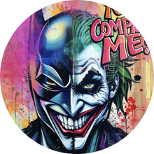 Lade das Bild in den Galerie-Viewer, Aluminiumbild gebürstet Superheld und Joker in lebendigen Farben vereint Kreis
