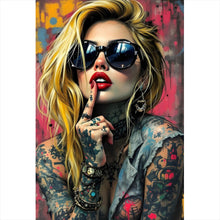 Lade das Bild in den Galerie-Viewer, Poster Tattoo Girl vor Graffiti Wand Hochformat
