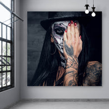 Lade das Bild in den Galerie-Viewer, Leinwandbild Tattoo La Catrina No.3 Quadrat
