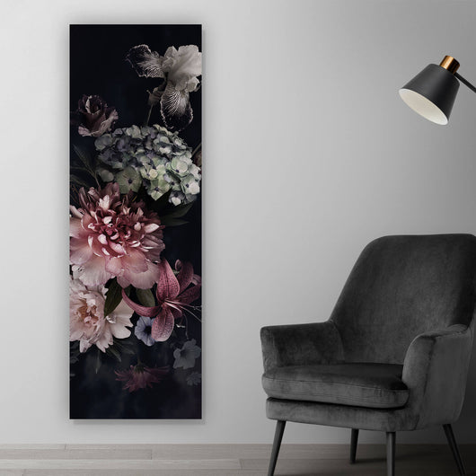Aluminiumbild Vintage Blumen auf schwarzem Hintergrund Panorama Hoch
